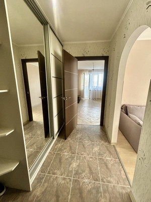 Продам трехкомнатную (3-комн.) квартиру, Ульянова Дмитрия ул, 20, Ялта г