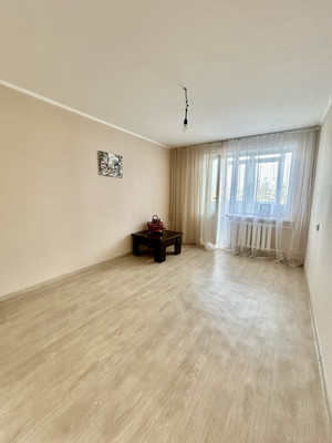 Продам трехкомнатную (3-комн.) квартиру, Ульянова Дмитрия ул, 20, Ялта г