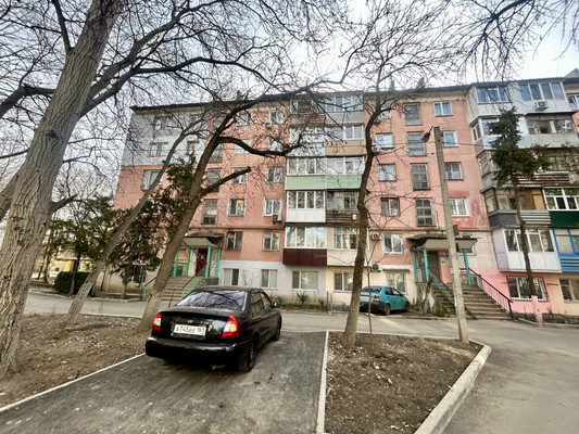 Продам трехкомнатную (3-комн.) квартиру, Ульянова Дмитрия ул, 20, Ялта г