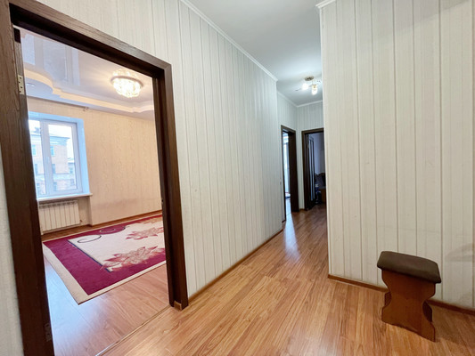 Продам двухкомнатную (2-комн.) квартиру, Циолковского ул, 30, Нижний Тагил г