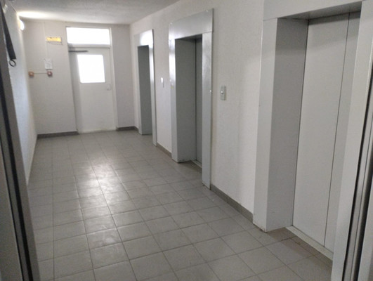 Продам однокомнатную (1-комн.) квартиру, Рощинская ул, 28, Екатеринбург г