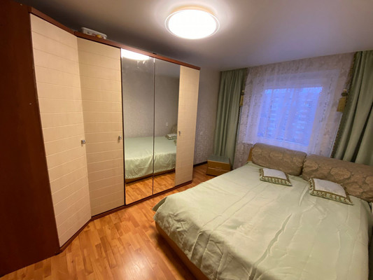 Продам трехкомнатную (3-комн.) квартиру, Зои Космодемьянской ул, 22, Мурманск г