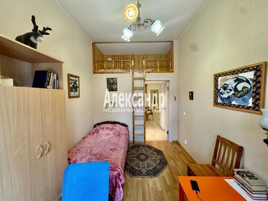 Продам двухкомнатную (2-комн.) квартиру, Красных Командиров пр-кт, 19, Зеленогорск г