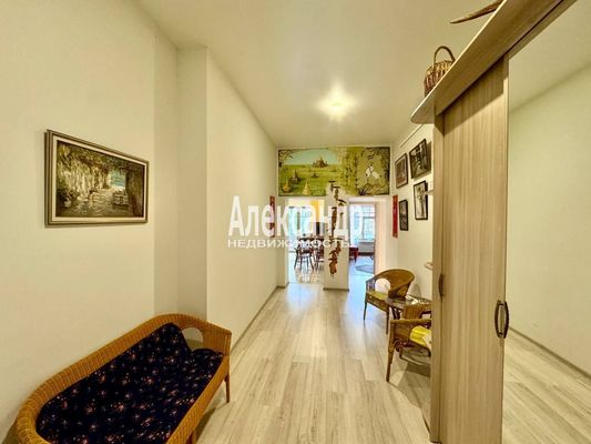 Продам двухкомнатную (2-комн.) квартиру, Красных Командиров пр-кт, 19, Зеленогорск г