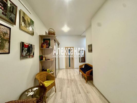 Продам двухкомнатную (2-комн.) квартиру, Красных Командиров пр-кт, 19, Зеленогорск г