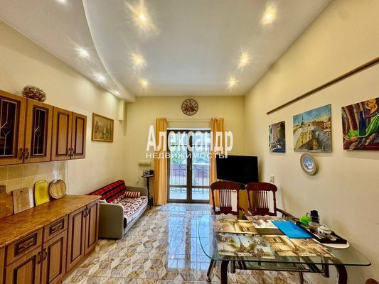 Продам двухкомнатную (2-комн.) квартиру, Красных Командиров пр-кт, 19, Зеленогорск г