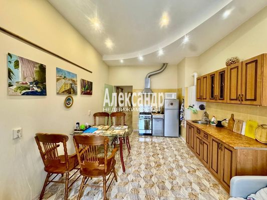 Продам двухкомнатную (2-комн.) квартиру, Красных Командиров пр-кт, 19, Зеленогорск г