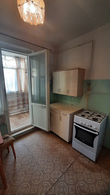 Продам двухкомнатную (2-комн.) квартиру, Селим-Герай ул, 10, Симферополь г