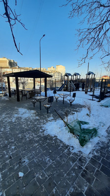 Продам двухкомнатную (2-комн.) квартиру, Селим-Герай ул, 10, Симферополь г