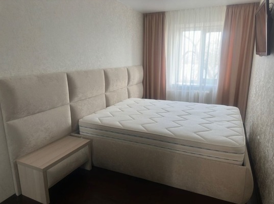 Продам трехкомнатную (3-комн.) квартиру, Нижнебульварная ул, 26, Ростов-на-Дону г