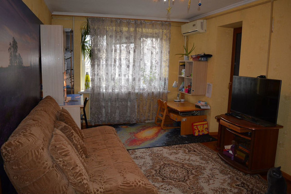Продам трехкомнатную (3-комн.) квартиру, Лермонтовская ул, 71/104, Ростов-на-Дону г