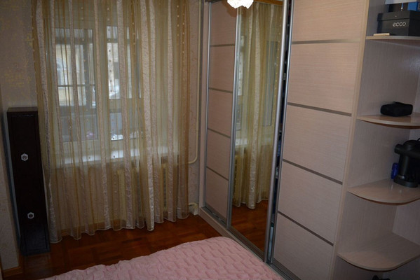 Продам трехкомнатную (3-комн.) квартиру, Лермонтовская ул, 71/104, Ростов-на-Дону г