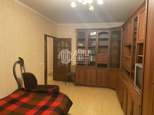 Продам трехкомнатную (3-комн.) квартиру, Перервинский б-р, 1, Москва г