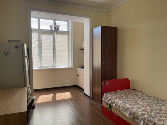 Продам двухкомнатную (2-комн.) квартиру, Магомеда Гамзатова ул, 6, Ватан мкр