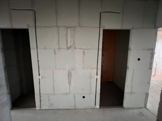 Продам трехкомнатную (3-комн.) квартиру, Заводской пр-кт, 12, Голицыно г
