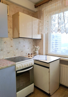 Продам комнату в 3-комн. квартире, Коммуны ул, 48, Санкт-Петербург г