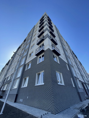 Продам трехкомнатную (3-комн.) квартиру, Суздальская ул, 15к3, Калининград г