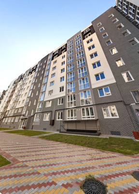 Продам трехкомнатную (3-комн.) квартиру, Суздальская ул, 15к3, Калининград г