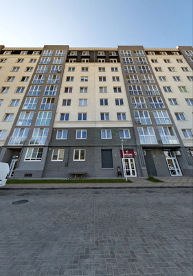 Продам трехкомнатную (3-комн.) квартиру, Суздальская ул, 15к3, Калининград г