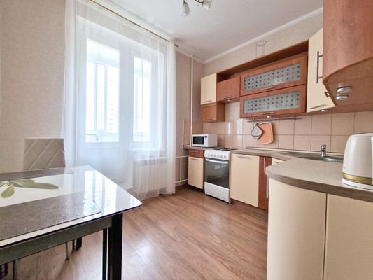 Сдам однокомнатную (1-комн.) квартиру, Дмитровка Б. ул, 4к2, Москва г