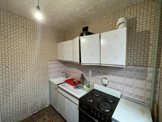 Продам трехкомнатную (3-комн.) квартиру, Литовский б-р, 11к5, Москва г