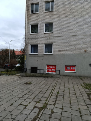Продам коммерческое помещение 91,5 м2, Озерная ул, 8-12, Калининград г