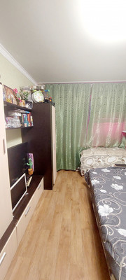 Продам двухкомнатную (2-комн.) квартиру, Академика Парина ул, 8, Казань г