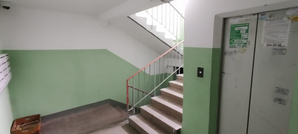 Продам двухкомнатную (2-комн.) квартиру, Академика Парина ул, 8, Казань г