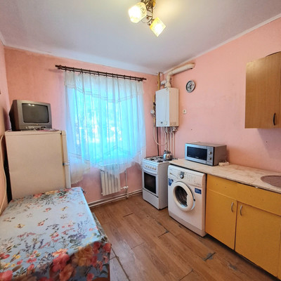 Продам двухкомнатную (2-комн.) квартиру, Западная ул, 18, Малые Колпаны д