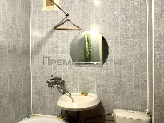 Продам однокомнатную (1-комн.) квартиру, Литейная ул, 11, Калуга г