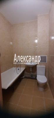 Продам однокомнатную (1-комн.) квартиру, Старорусский пр-кт, 8к1, Шушары п