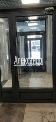 Продам однокомнатную (1-комн.) квартиру, Старорусский пр-кт, 8к1, Шушары п