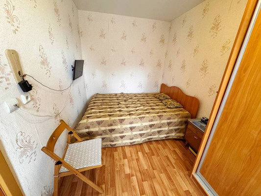 Продам двухкомнатную (2-комн.) квартиру, Гагарина ул, 47, Казань г