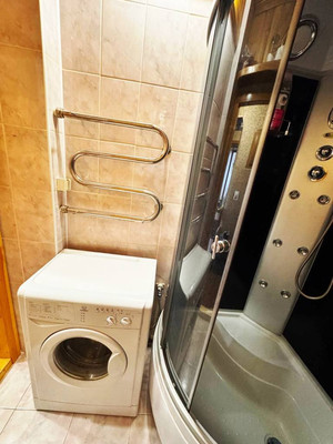 Продам двухкомнатную (2-комн.) квартиру, Гагарина ул, 47, Казань г