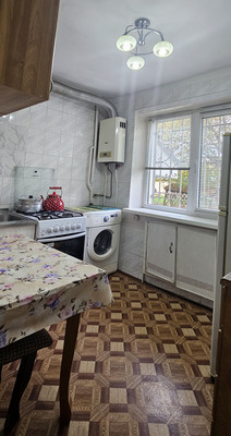 Продам трехкомнатную (3-комн.) квартиру, Шалушкинская ул, 3, Нальчик г