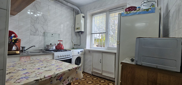 Продам трехкомнатную (3-комн.) квартиру, Шалушкинская ул, 3, Нальчик г