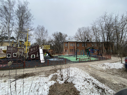 Продам комнату в 3-комн. квартире, Чурилина ул, 4, Кратово дп