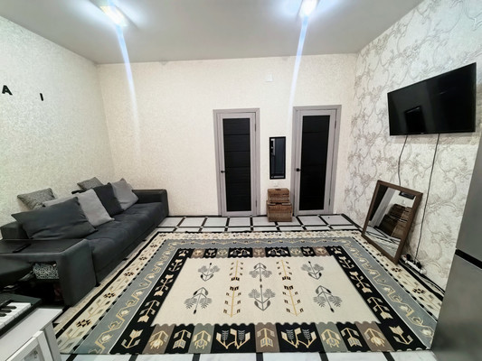 Продам двухкомнатную (2-комн.) квартиру, Атажукина ул, 133, Нальчик г