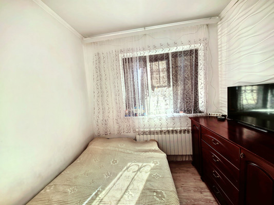 Продам двухкомнатную (2-комн.) квартиру, Атажукина ул, 133, Нальчик г
