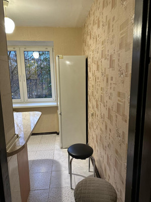 Продам трехкомнатную (3-комн.) квартиру, Киевская ул, 112, Симферополь г
