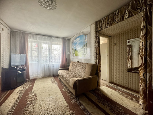 Продам трехкомнатную (3-комн.) квартиру, К.Маркса ул, 2/7, Рязань г