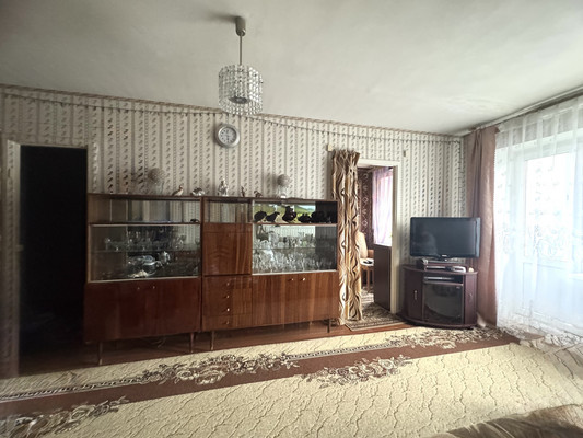 Продам трехкомнатную (3-комн.) квартиру, К.Маркса ул, 2/7, Рязань г