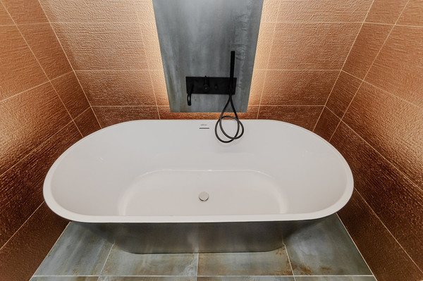 Сдам трехкомнатную (3-комн.) квартиру, Московская ул, 57к1, Краснодар г