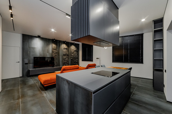 Сдам трехкомнатную (3-комн.) квартиру, Московская ул, 57к1, Краснодар г