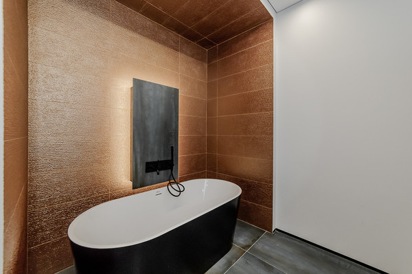 Сдам трехкомнатную (3-комн.) квартиру, Московская ул, 57к1, Краснодар г