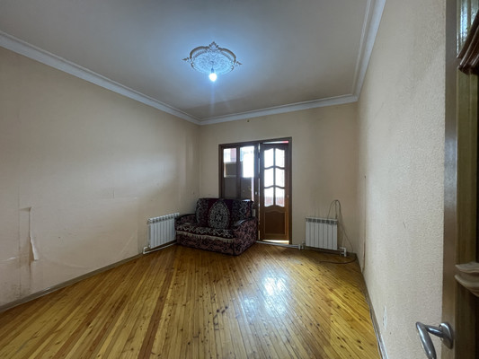 Продам двухкомнатную (2-комн.) квартиру, Керимова ул, 15кБ, Махачкала г
