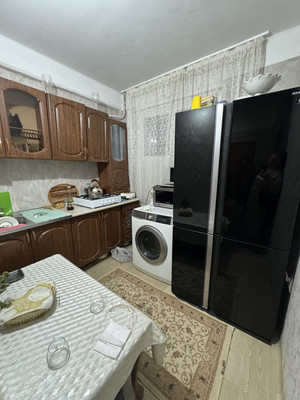 Продам двухкомнатную (2-комн.) квартиру, Ирчи Казака ул, 24, Махачкала г