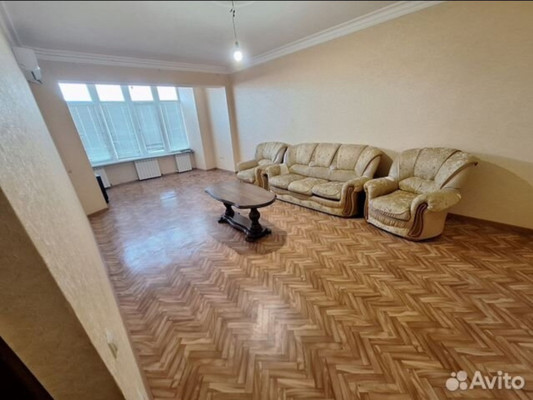 Продам двухкомнатную (2-комн.) квартиру, Имама Шамиля пр-кт, 83кБ, Махачкала г