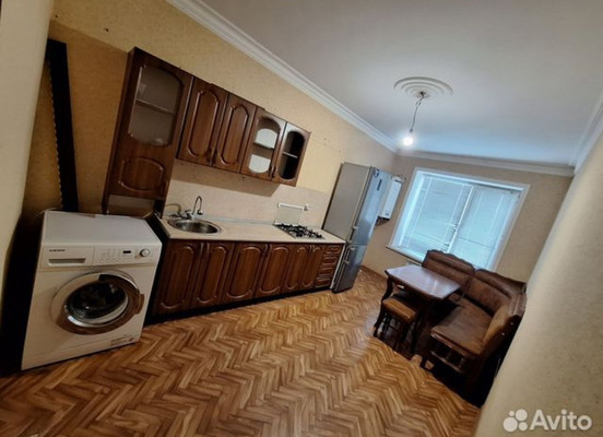 Продам двухкомнатную (2-комн.) квартиру, Имама Шамиля пр-кт, 83кБ, Махачкала г
