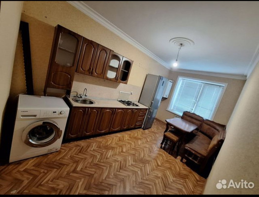 Продам двухкомнатную (2-комн.) квартиру, Имама Шамиля пр-кт, 83кБ, Махачкала г